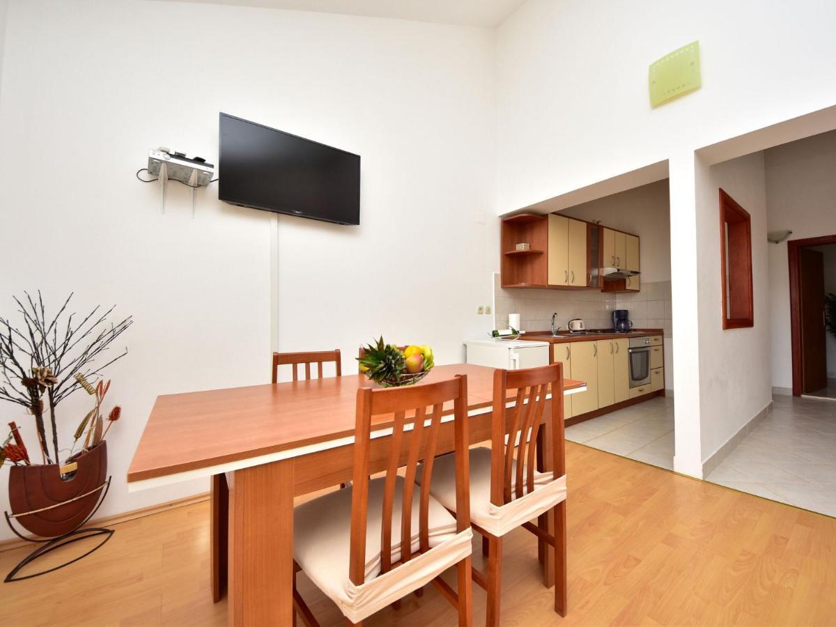 Cozy Holiday Home In Krusevo With Garden מראה חיצוני תמונה